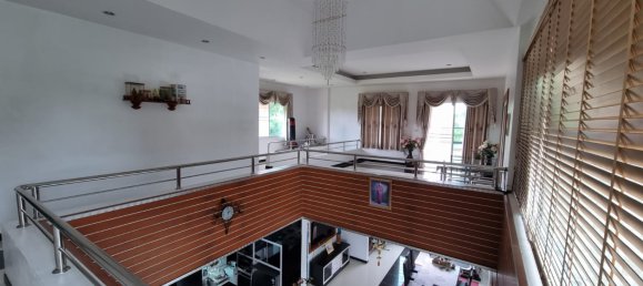 5 bedrooms Villa in Pattaya, Thailand No. 11155 12