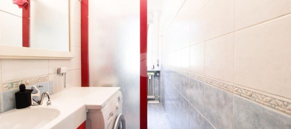 Studio in Milan, Italy No. 264879 10