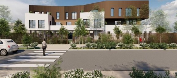 184m² Office in Bessan, France No. 279965 2