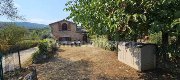 Квартира с 1 спальней в Монтериджони, Италия № 323827 4