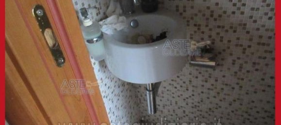 5 bedrooms Apartment in Rome, Italy No. 334089 19