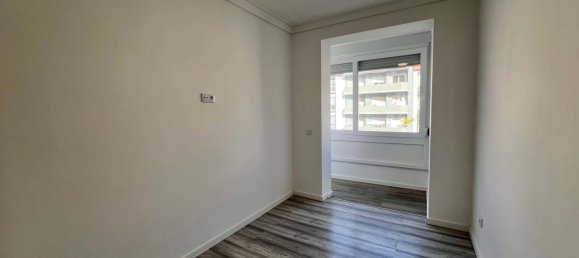 Studio in Lisbon, Portugal, Nr. 96668 26