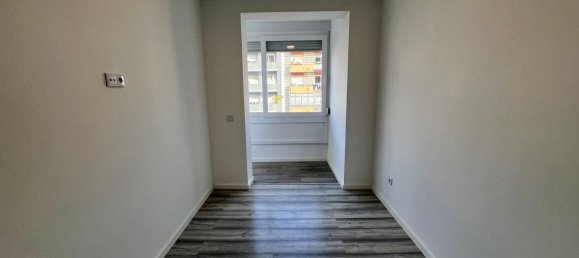 Studio in Lisbon, Portugal, Nr. 96668 27