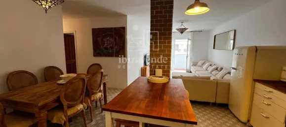 Apartamento de 3 dormitorios en Santa Eulalia Del Rio, Spain No. 181150 13