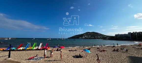 Apartamento de 3 dormitorios en Santa Eulalia Del Rio, Spain No. 181150 40