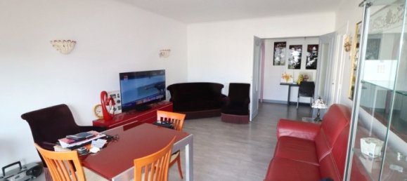 Apartamento de 3 dormitorios en Perpignan, France No. 284276 9