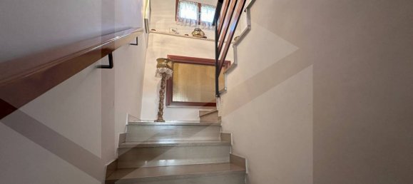 4 bedrooms House in Avezzano, Italy No. 22095 28