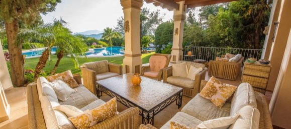 8 bedrooms Villa in Malaga, Spain No. 104599 10