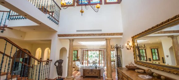 8 bedrooms Villa in Malaga, Spain No. 104599 21