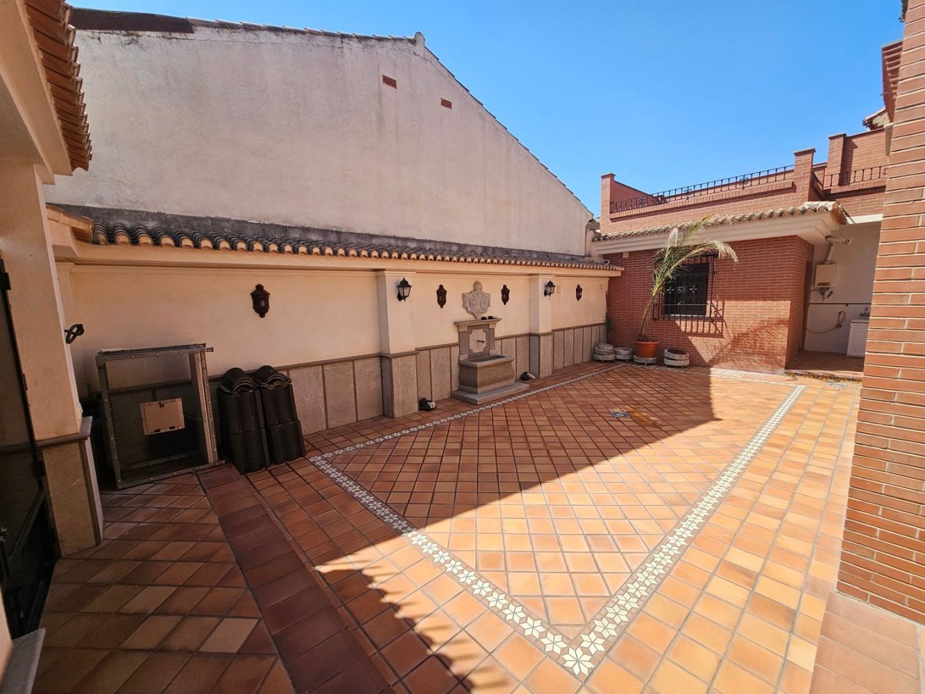 Casa de 5 dormitorios en Pulianas, Spain No. 192492