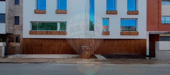 4 bedrooms House in Aveiro, Portugal No. 188028 2