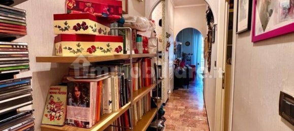 2 bedrooms Apartment in Genoa, Italy No. 15178 5