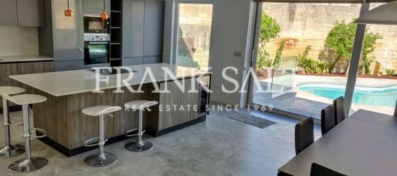 4 bedrooms Villa in Attard, Malta No. 3215 5