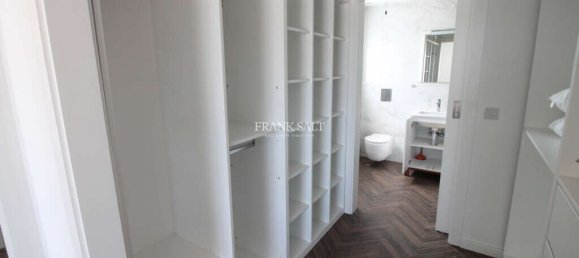 4 bedrooms Villa in Attard, Malta No. 3215 12