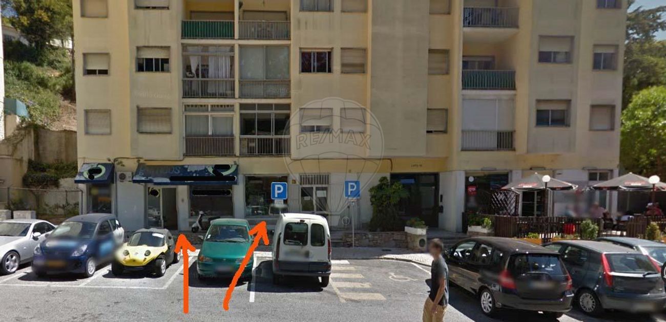 94m² Commercial property in Cascais, Portugal No. 165505