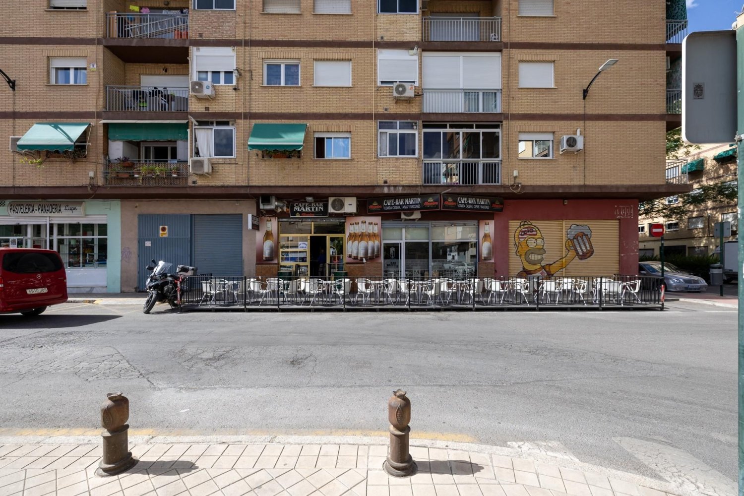 Gewerbliche Immobilie in Granada, Spain 120m², Nr. 166656