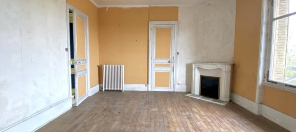 Casa de 3 dormitorios en Vierzon, France No. 69916 10