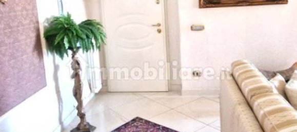 2 bedrooms Apartment in Busto Arsizio, Italy No. 378786 3