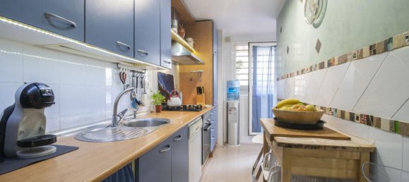 Apartamento de 3 dormitorios en Estepona, Spain No. 185325 4