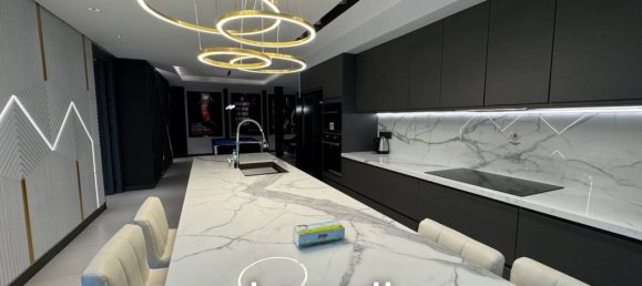 5 bedrooms Villa in Pattaya, Thailand No. 23573 4