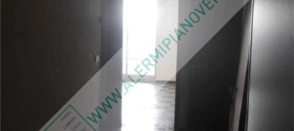 Квартира с 3 спальнями в Милан, Италия № 370132 2