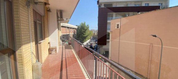 Apartamento de 4 habitaciónes en Bitonto, Italy No. 30535 23