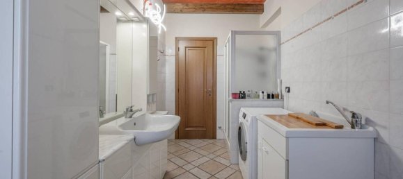 3-Zimmer Haus in Parma, Italy, Nr. 36769 10