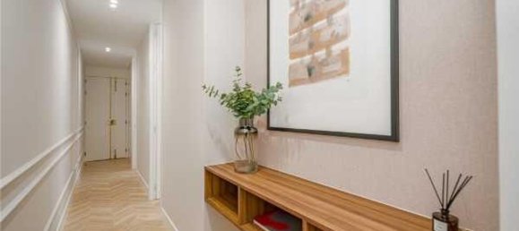 2 bedrooms Apartment in Madrid, Spain No. 127348 6