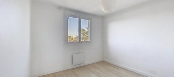 2 bedrooms Apartment in Houilles, France No. 137342 4
