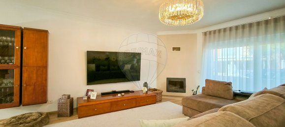 4 bedrooms Villa in Pinhal Novo, Portugal No. 18621 14