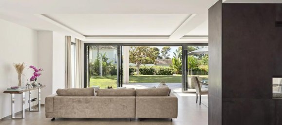 4 bedrooms Villa in Antibes, France No. 288488 10