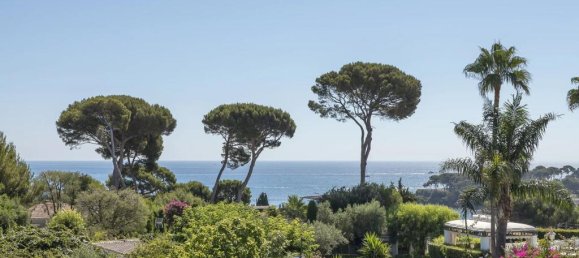 4 bedrooms Villa in Antibes, France No. 288488 3