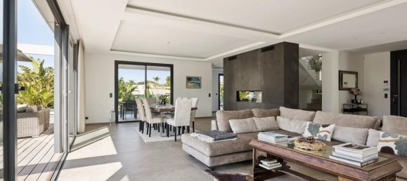 4 bedrooms Villa in Antibes, France No. 288488 7