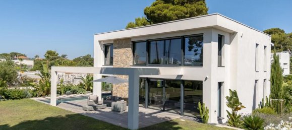 4 bedrooms Villa in Antibes, France No. 288488 2