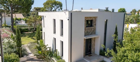 4 bedrooms Villa in Antibes, France No. 288488 15