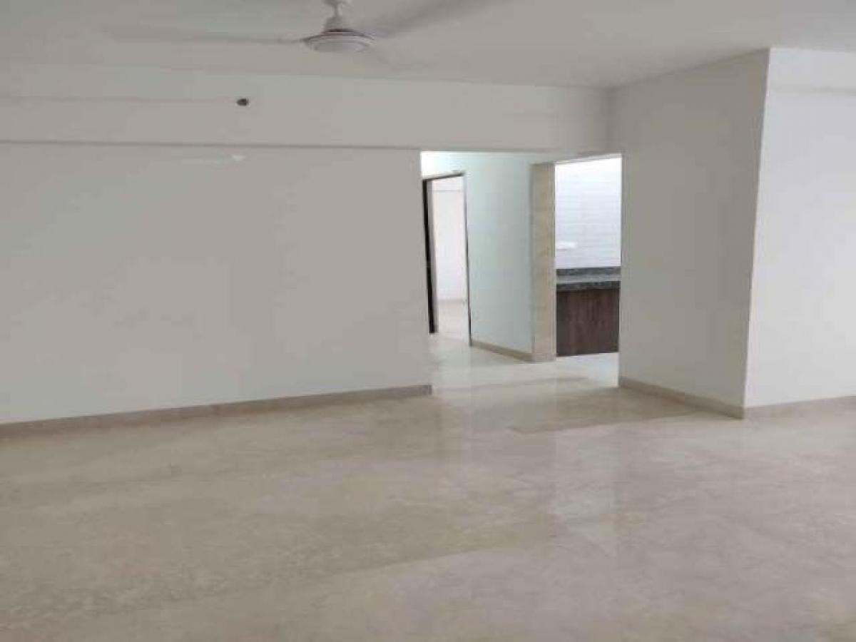 Дом с 2 спальнями в Мумбаи, Индия № 13794