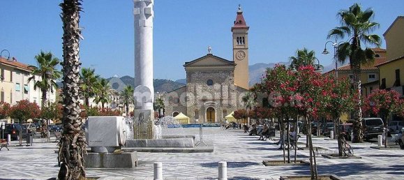 1 bedroom Apartment in Carrara, Italy No. 125191 7