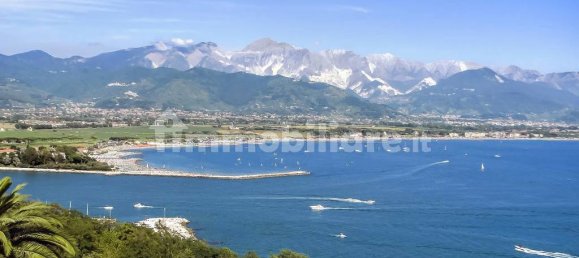 1 bedroom Apartment in Carrara, Italy No. 125191 8