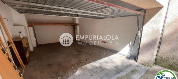 Garaje en Roses, Spain 20 m² No. 187491 2