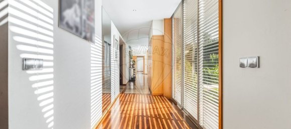 4 bedrooms House in Revelhe, Portugal No. 21122 13