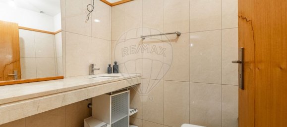 4 bedrooms House in Revelhe, Portugal No. 21122 22