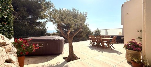 2 bedrooms House in Nice, France No. 343410 3