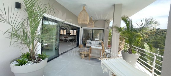 7 bedrooms Villa in Marbella, Spain No. 29873 11
