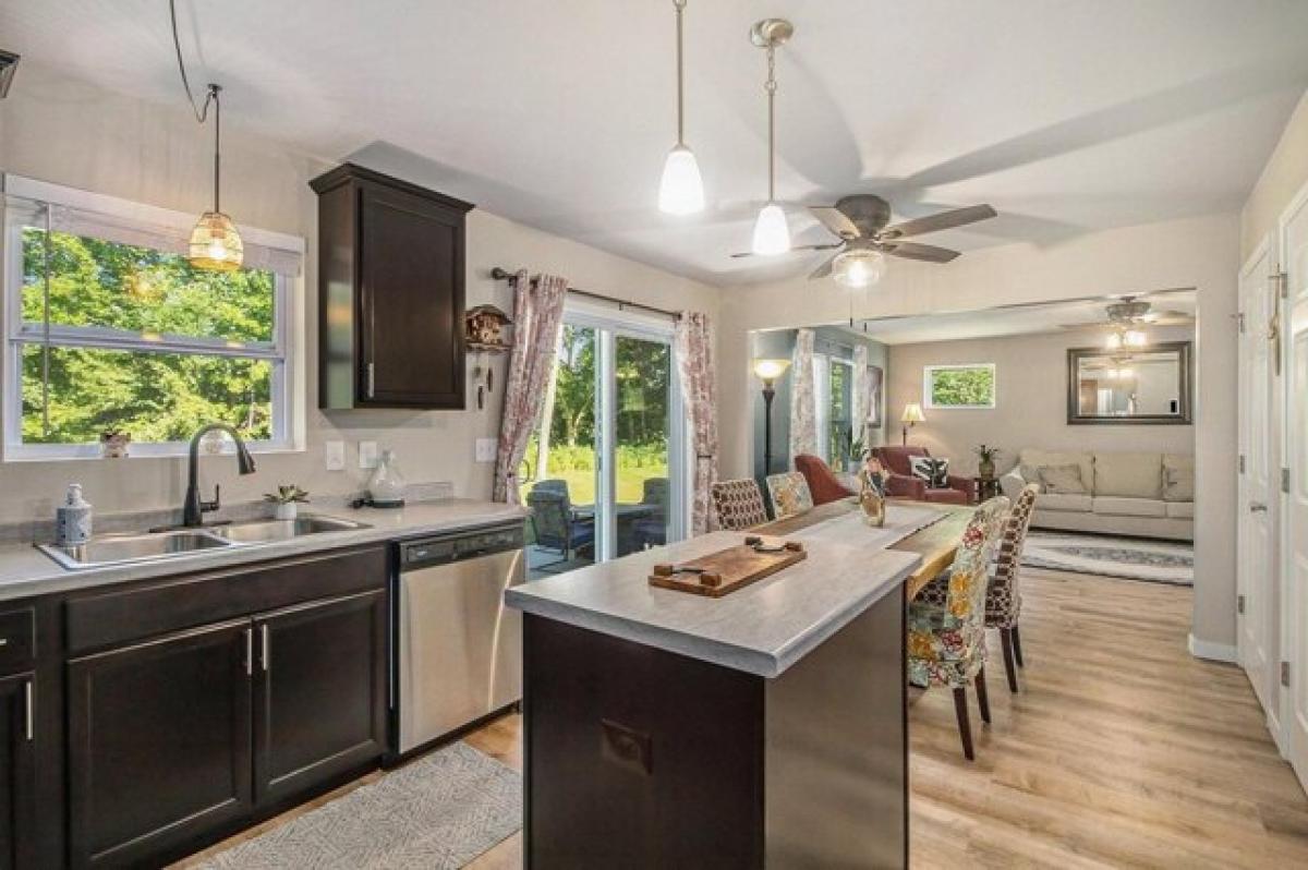 4 Schlafzimmer Haus in Linden, USA, Nr. 372830