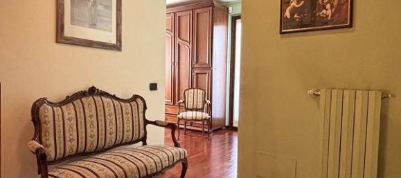 4 Schlafzimmer Villa in Pogliano Milanese, Italy, Nr. 327602 8