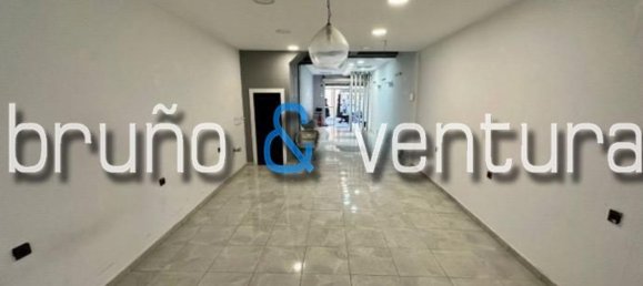 74m² Commercial property in El Vendrell, Spain No. 115164 10