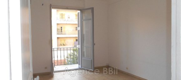 2 bedrooms Apartment in Nice, France No. 334817 12