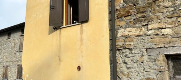 6 rooms House in Morfasso, Italy No. 20131 5