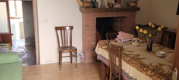 6 rooms House in Morfasso, Italy No. 20131 21