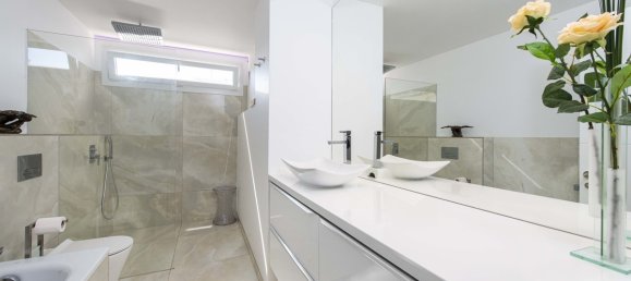 Ático de 3 dormitorios en Palma de Mallorca, Spain No. 72950 4